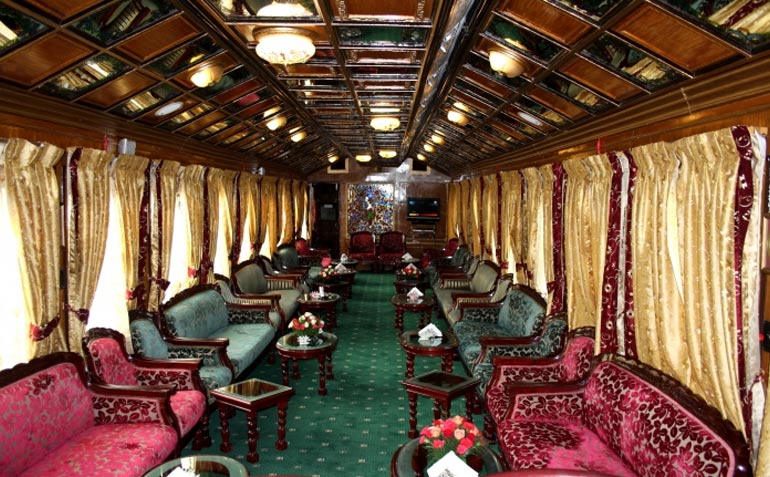palace on wheels train tour package india